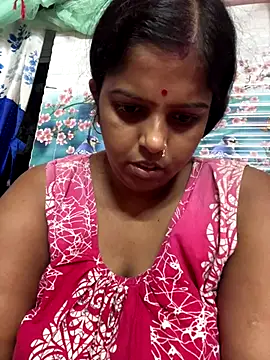 Beauty-queen online show from October 2025 12:38:02 PM