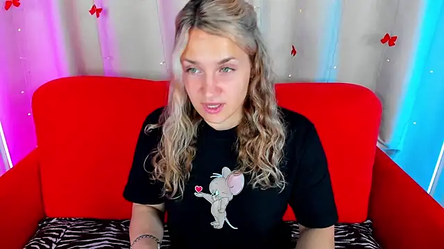 Milka Blond online show from May 2026 01:22:01 AM