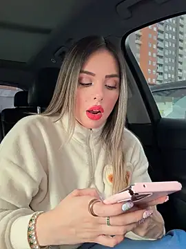 Snapshot of Alirawrz chatting on November 2025 12:37:02 PM Alirawrz online show from November 2025 12:37:02 PM