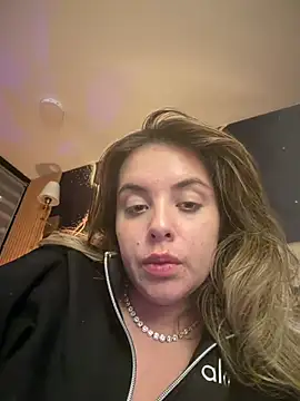 Alirawrz online show from April 2026 01:51:01 AM