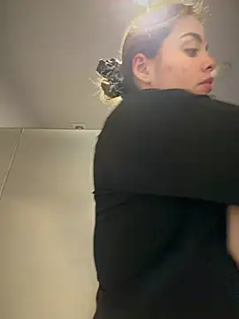 Alirawrz online show from June 2026 02:26:01 PM