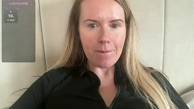 redheadrosie69 online show from February 2025 10:36:02 AM