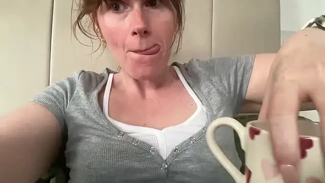 redheadrosie69 online show from June 2026 10:15:01 AM