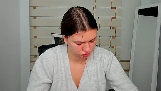 Snapshot of Josephine_Kiss chatting on December 2024 07:50:02 PM Josephine Kiss online show from December 2024 07:50:02 PM