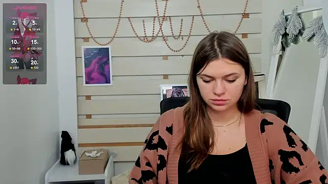 Snapshot of Josephine_Kiss chatting on January 2025 02:13:01 PM Josephine Kiss online show from January 2025 02:13:01 PM