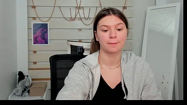 Snapshot of Josephine_Kiss chatting on January 2025 01:08:01 AM Josephine Kiss online show from January 2025 01:08:01 AM