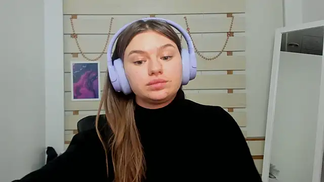 Snapshot of Josephine_Kiss chatting on February 2025 11:34:02 PM Josephine Kiss online show from February 2025 11:34:02 PM
