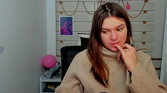 Snapshot of Josephine_Kiss chatting on February 2025 07:35:01 PM Josephine Kiss online show from February 2025 07:35:01 PM