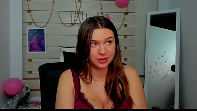 Snapshot of Josephine_Kiss chatting on February 2025 10:37:01 PM Josephine Kiss online show from February 2025 10:37:01 PM
