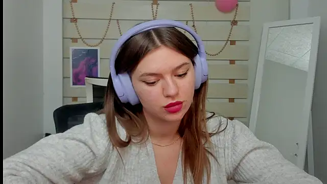 Snapshot of Josephine_Kiss chatting on February 2025 04:15:01 PM Josephine Kiss online show from February 2025 04:15:01 PM