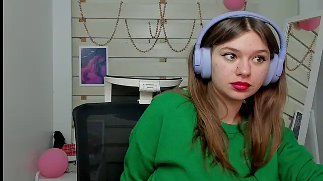 Snapshot of Josephine_Kiss chatting on February 2025 10:37:02 AM Josephine Kiss online show from February 2025 10:37:02 AM