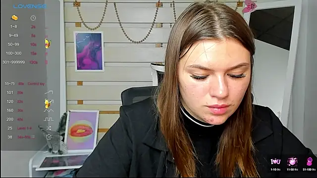 Snapshot of Josephine_Kiss chatting on September 2025 07:47:02 PM Josephine Kiss online show from September 2025 07:47:02 PM