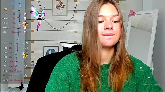 Snapshot of Josephine_Kiss chatting on October 2025 02:24:02 PM Josephine Kiss online show from October 2025 02:24:02 PM