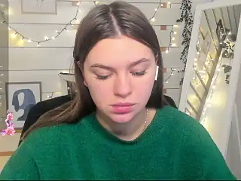 Josephine Kiss online show from November 2025 06:47:02 AM