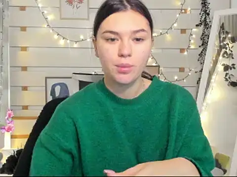 Josephine Kiss online show from December 2025 02:13:02 PM