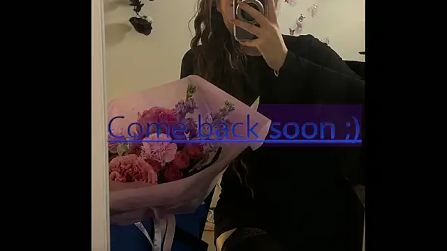 Josephine Kiss online show from May 2026 01:06:02 PM