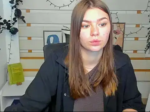 Josephine Kiss online show from May 2026 07:46:02 AM