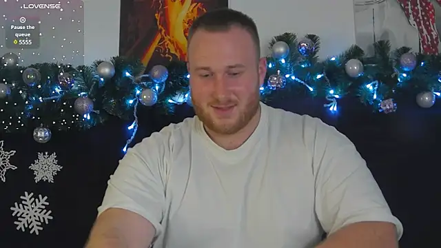 Snapshot of RoddyStill chatting on December 2024 04:53:02 PM RoddyStill online show from December 2024 04:53:02 PM