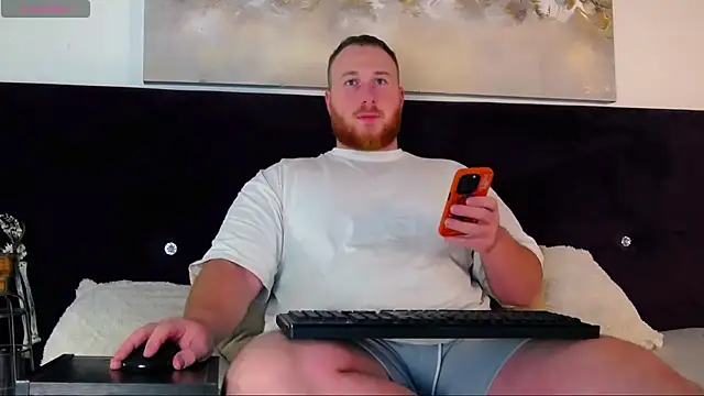 Snapshot of RoddyStill chatting on December 2025 05:28:01 AM RoddyStill online show from December 2025 05:28:01 AM