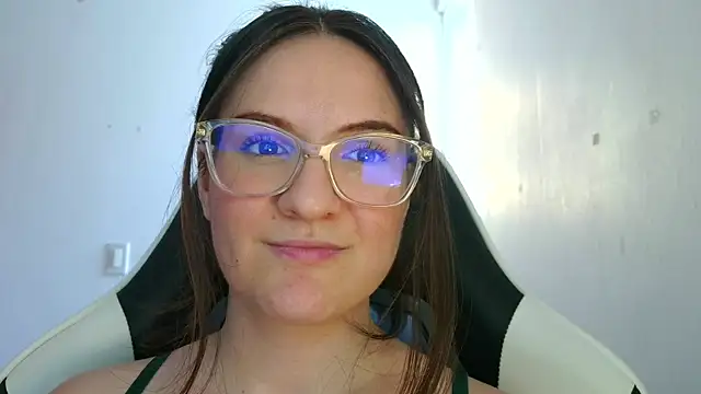 Snapshot of livgomez chatting on November 2025 03:55:01 PM livgomez online show from November 2025 03:55:01 PM