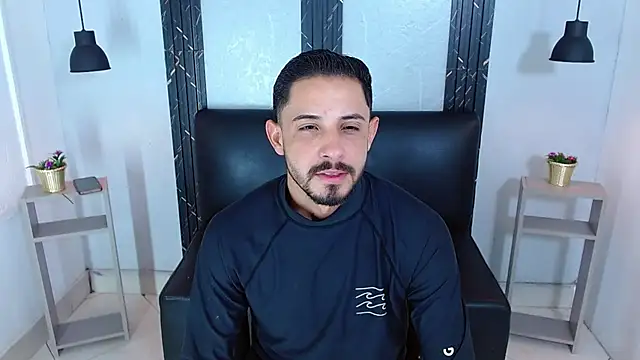 Snapshot of Erick_Wall chatting on July 2026 02:17:02 AM Erick Wall online show from July 2026 02:17:02 AM