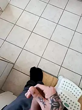 YoungDick25 online show from April 2026 11:43:01 AM