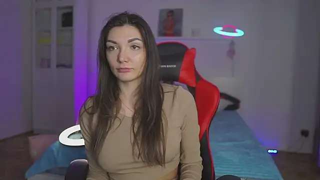 Snapshot of Lady3Holes chatting on December 2024 08:44:01 PM Lady3Holes online show from December 2024 08:44:01 PM