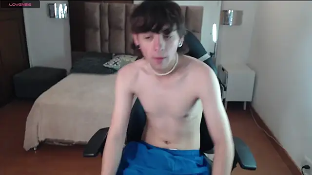 Snapshot of Ashboy_1 chatting on May 2026 12:58:01 PM Ashboy 1 online show from May 2026 12:58:01 PM