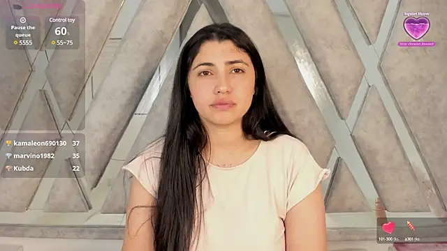 Snapshot of Danna_777_ chatting on January 2025 07:57:01 AM Danna 777 online show from January 2025 07:57:01 AM