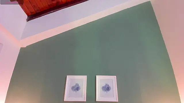  anavictoria  online show from October 2025 12:05:01 PM