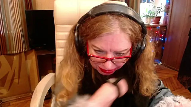 Miss Tress online show from May 2026 05:04:02 AM