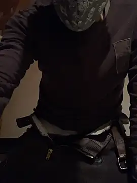 Snapshot of TweakyDude chatting on February 2026 12:44:02 PM TweakyDude online show from February 2026 12:44:02 PM