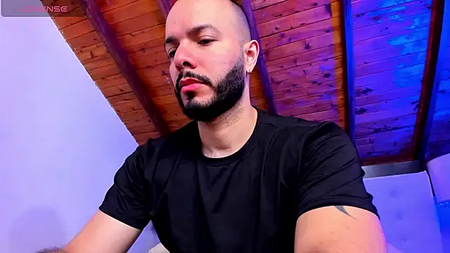 Snapshot of Tom_Bailey chatting on March 2026 12:45:02 PM Tom Bailey online show from March 2026 12:45:02 PM