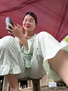 Emily 9xx online show from March 2025 03:17:01 AM