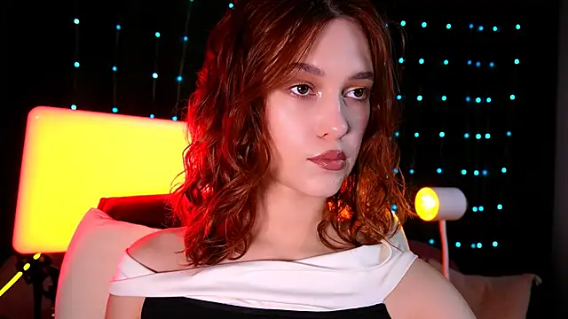 LolaLemona online show from May 2026 10:22:01 AM