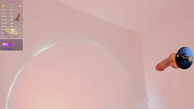 Snapshot of AllisonRoberts_ chatting on November 2025 11:32:02 AM AllisonRoberts online show from November 2025 11:32:02 AM