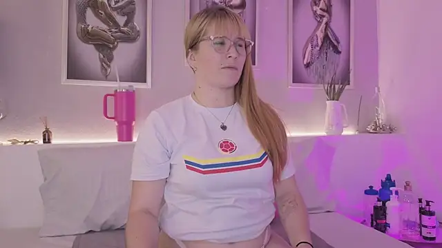 AllisonRoberts  online show from June 2026 07:01:01 PM