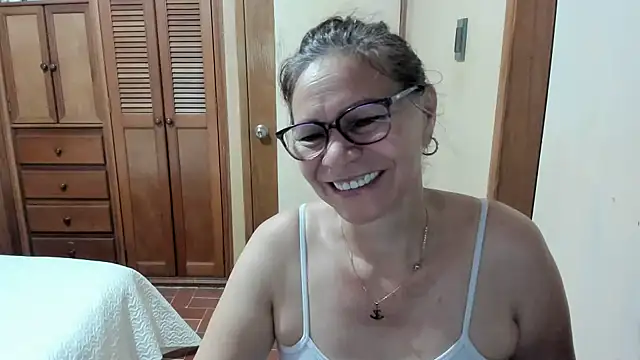 Snapshot of Carlaa-69 chatting on December 2024 10:16:01 AM Carlaa-69 online show from December 2024 10:16:01 AM