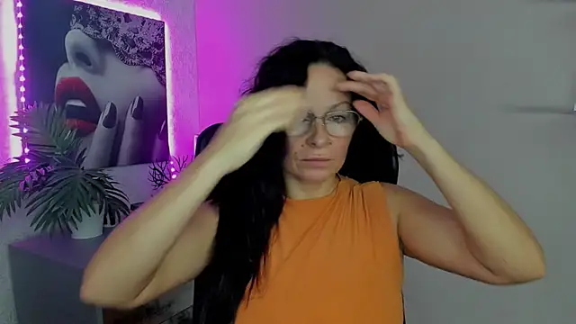 HelenLuxx online show from September 2025 05:33:01 AM