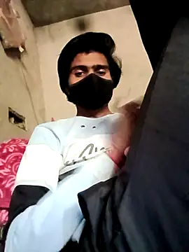 Snapshot of Yasha_14C_Creator chatting on November 2025 06:12:01 AM Yasha 14C Creator online show from November 2025 06:12:01 AM