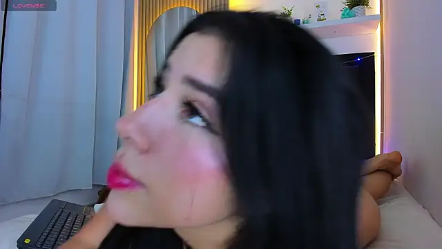 steisy star online show from December 2025 08:04:02 PM