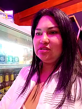 Snapshot of Marcela87 chatting on February 2025 01:33:01 AM Marcela87 online show from February 2025 01:33:01 AM