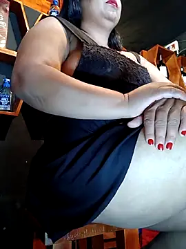 Snapshot of Marcela87 chatting on February 2025 05:36:02 PM Marcela87 online show from February 2025 05:36:02 PM