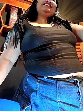 Snapshot of Marcela87 chatting on March 2025 01:47:02 AM Marcela87 online show from March 2025 01:47:02 AM