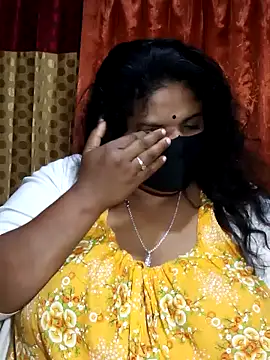 Snapshot of Dusto_Meye chatting on January 2025 02:23:02 PM Dusto Meye online show from January 2025 02:23:02 PM