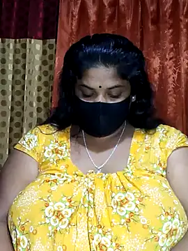Snapshot of Dusto_Meye chatting on February 2025 06:35:02 PM Dusto Meye online show from February 2025 06:35:02 PM