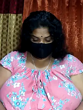 Snapshot of Dusto_Meye chatting on March 2025 05:39:02 PM Dusto Meye online show from March 2025 05:39:02 PM