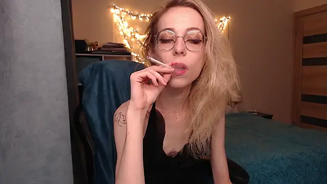Snapshot of amber_quell_here chatting on January 2025 02:07:02 PM amber quell here online show from January 2025 02:07:02 PM