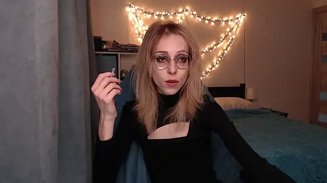 Snapshot of amber_quell_here chatting on March 2025 02:12:02 PM amber quell here online show from March 2025 02:12:02 PM