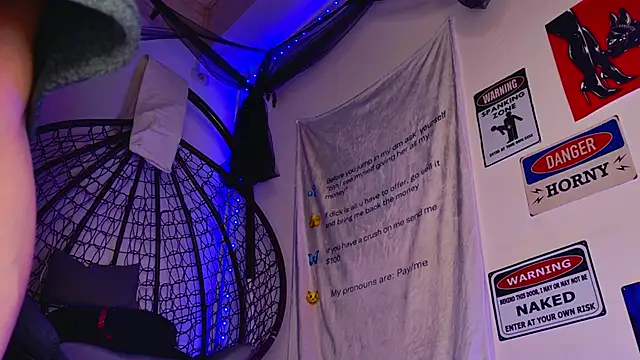 Snapshot of AriaVoss chatting on February 2026 06:09:01 PM AriaVoss online show from February 2026 06:09:01 PM